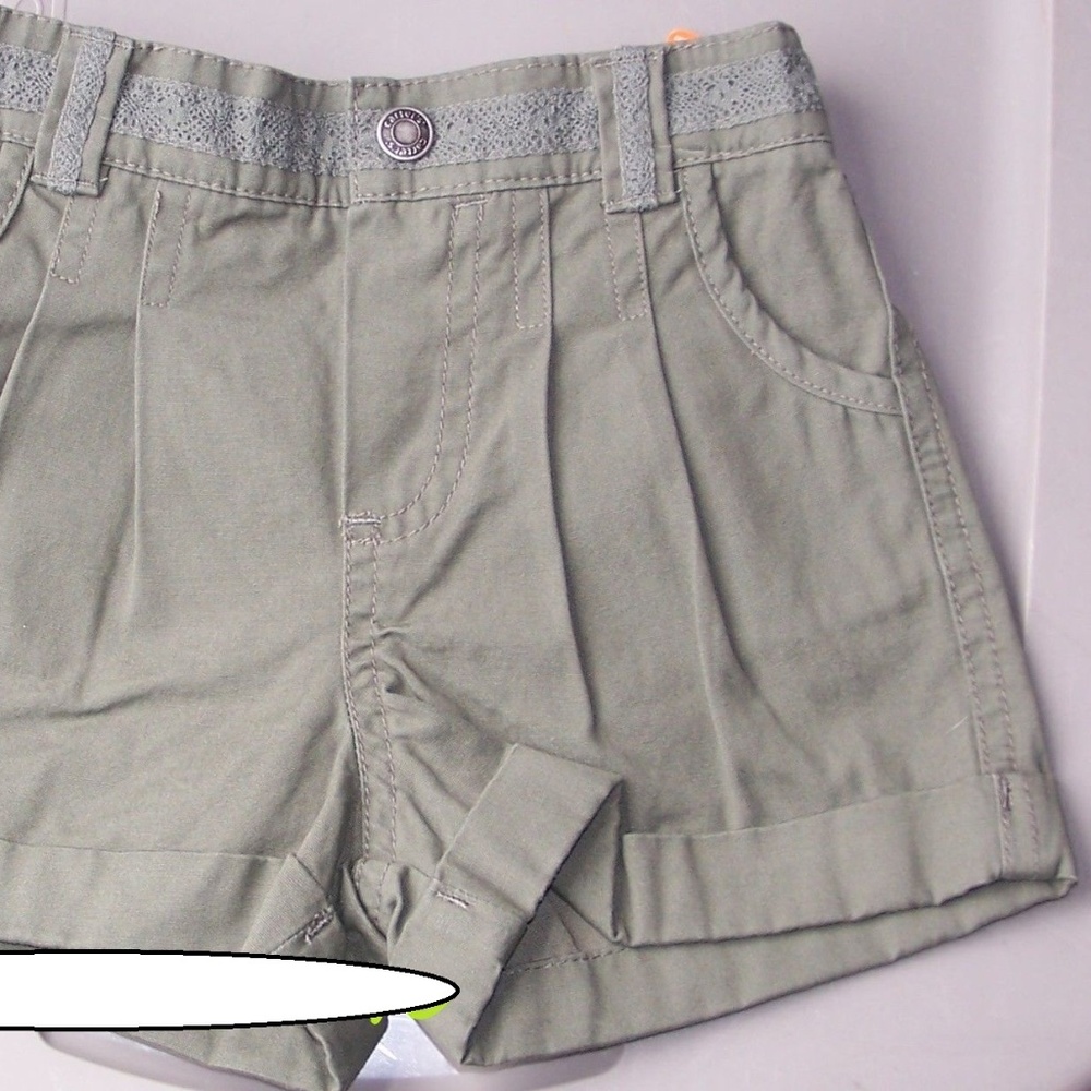 CARTER'S Green Cuffed SHORTS w/ Lace Detail - 18M